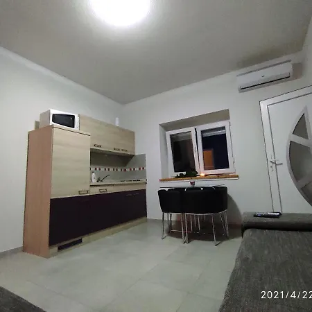 Quattro * Starigrad Paklenica