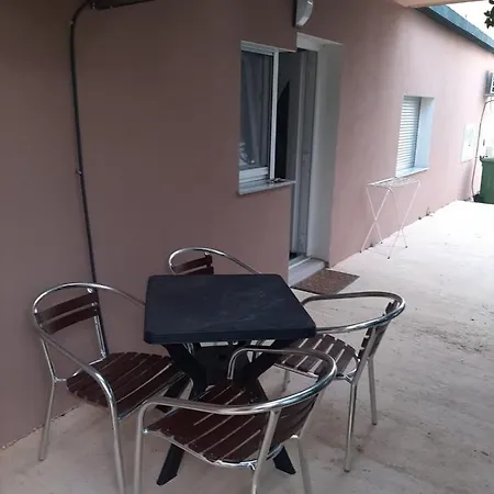 Quattro * Starigrad Paklenica