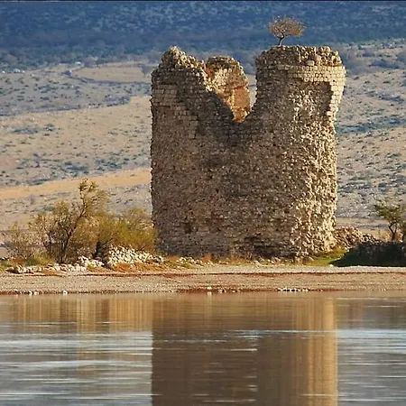 Quattro Apartamento Starigrad Paklenica