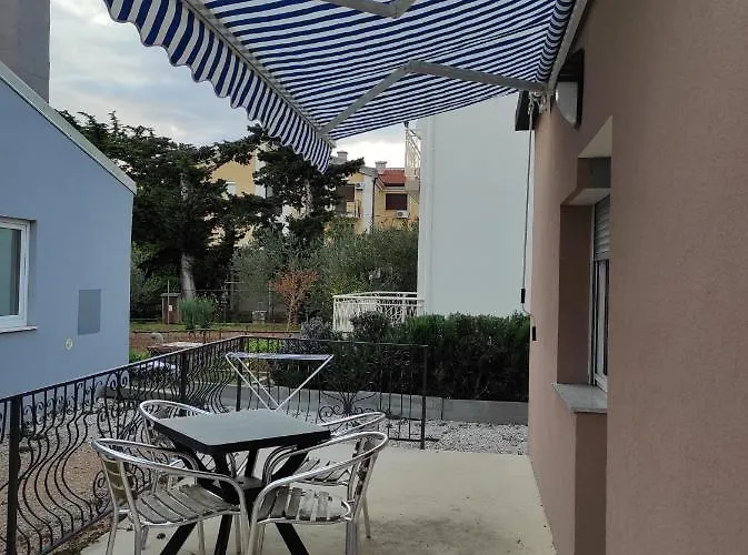 Quattro Apartamento Starigrad Paklenica