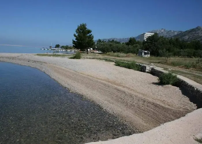 Quattro * Starigrad Paklenica
