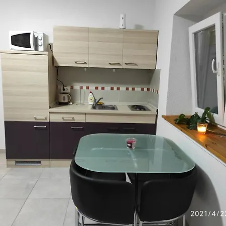 Quattro Apartment *