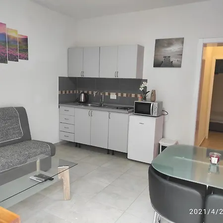 Quattro Apartment *