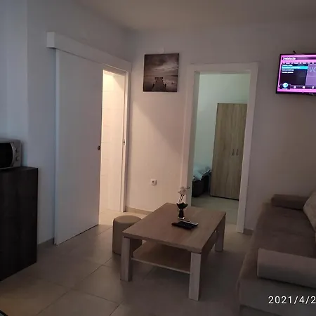 Quattro Apartment *