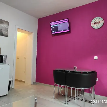 Quattro Apartment *